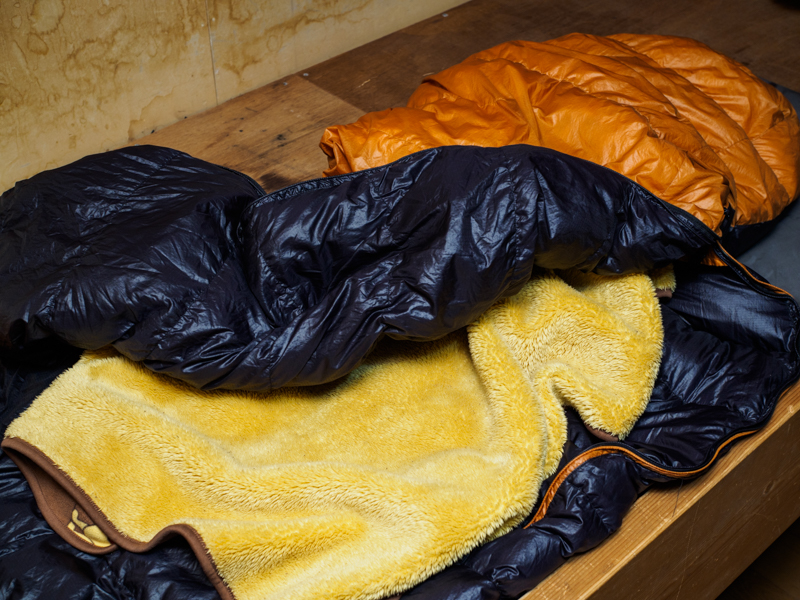 夏用の3シーズン寝袋を冬キャンプで暖かく使うための6つの工夫！ | ぜつえんアウトドア