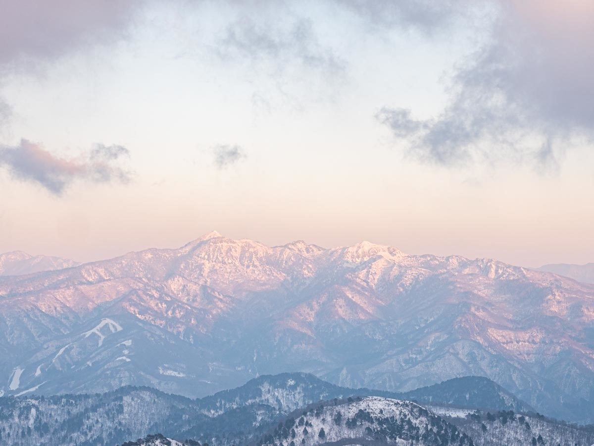 白毛門から見た尾瀬 燧ヶ岳 至仏山