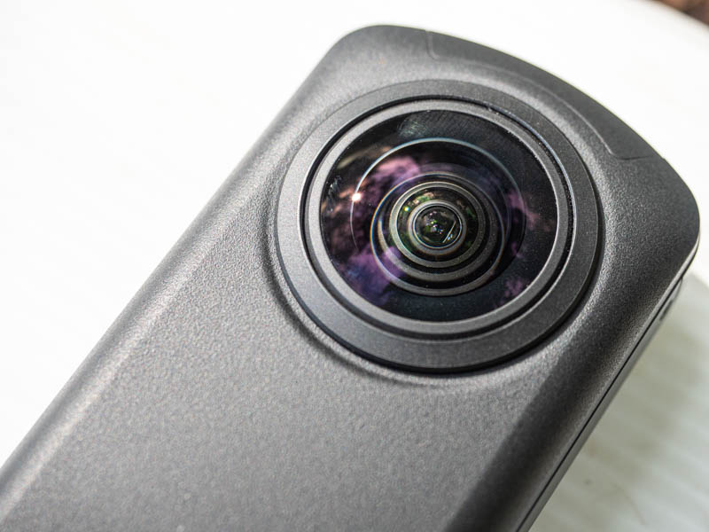 RICOH THETA Z1 レンズ