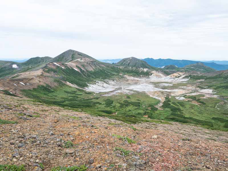 旭岳から富良野岳へ縦走