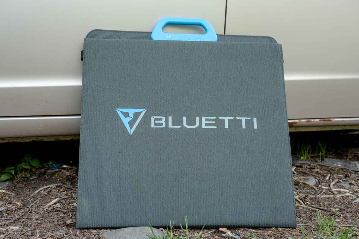 BLUETTI 折りたたみソーラーパネル PV200をレビュー