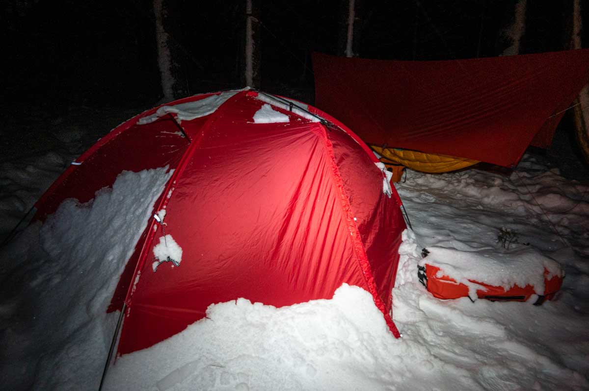 雪の積もる 冬キャンプ